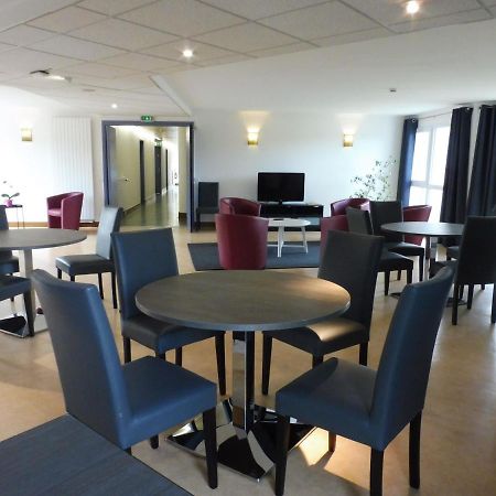 Domaine De Mont-Evray Hotel Nouan-le-Fuzelier ภายนอก รูปภาพ